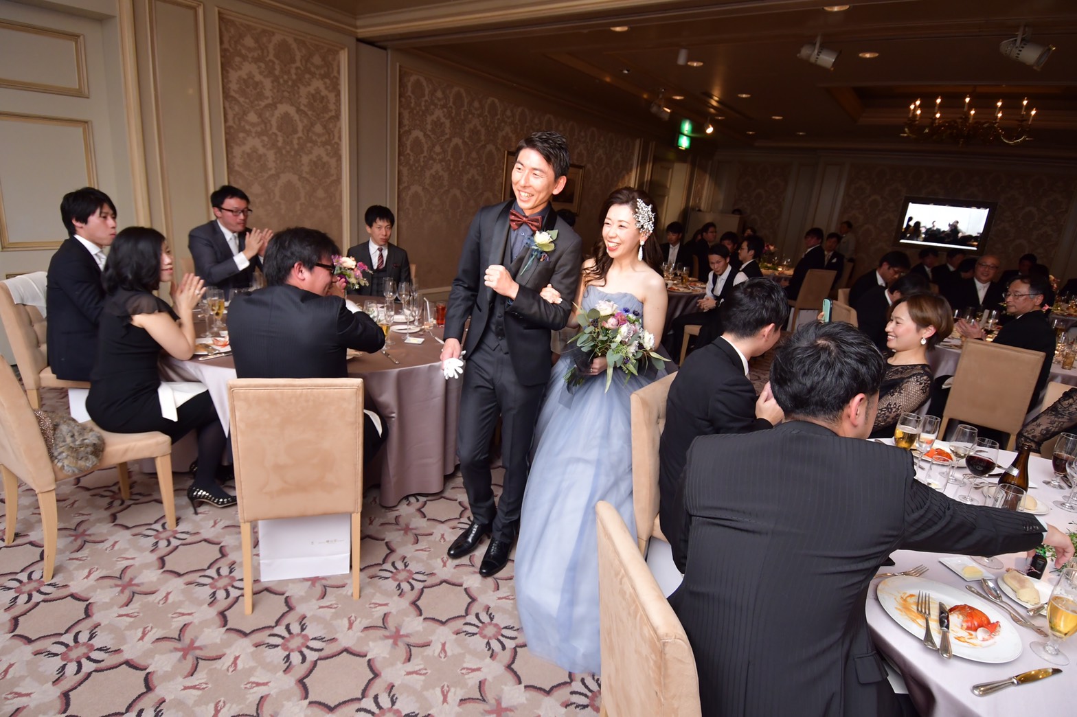 クラシカル アンティークな大人婚に アットホームなパーティになるよう演出にもこだわりを 美花嫁図鑑 Farny ファーニー お洒落で可愛い花嫁レポが満載 Byプラコレ