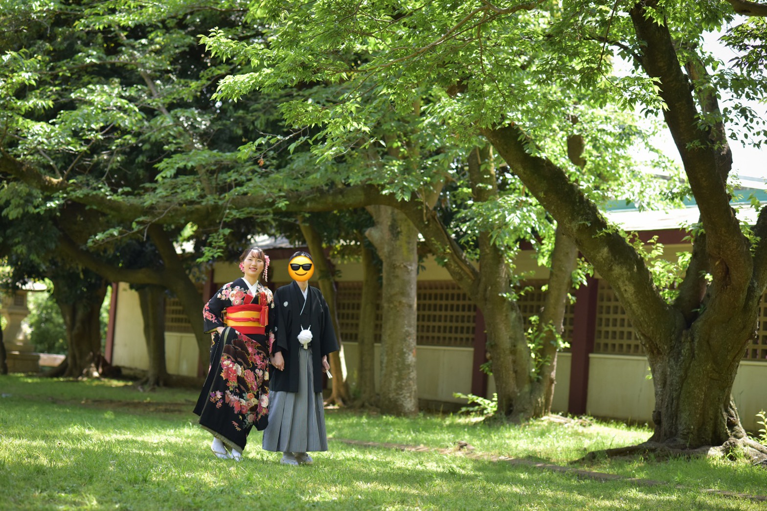 四季亭 千葉縣護國神社での 和装前撮り は 色打掛 黒引振袖 白無垢の贅沢3衣装で 美花嫁図鑑 Farny ファーニー お洒落で可愛い花嫁レポが満載 Byプラコレ