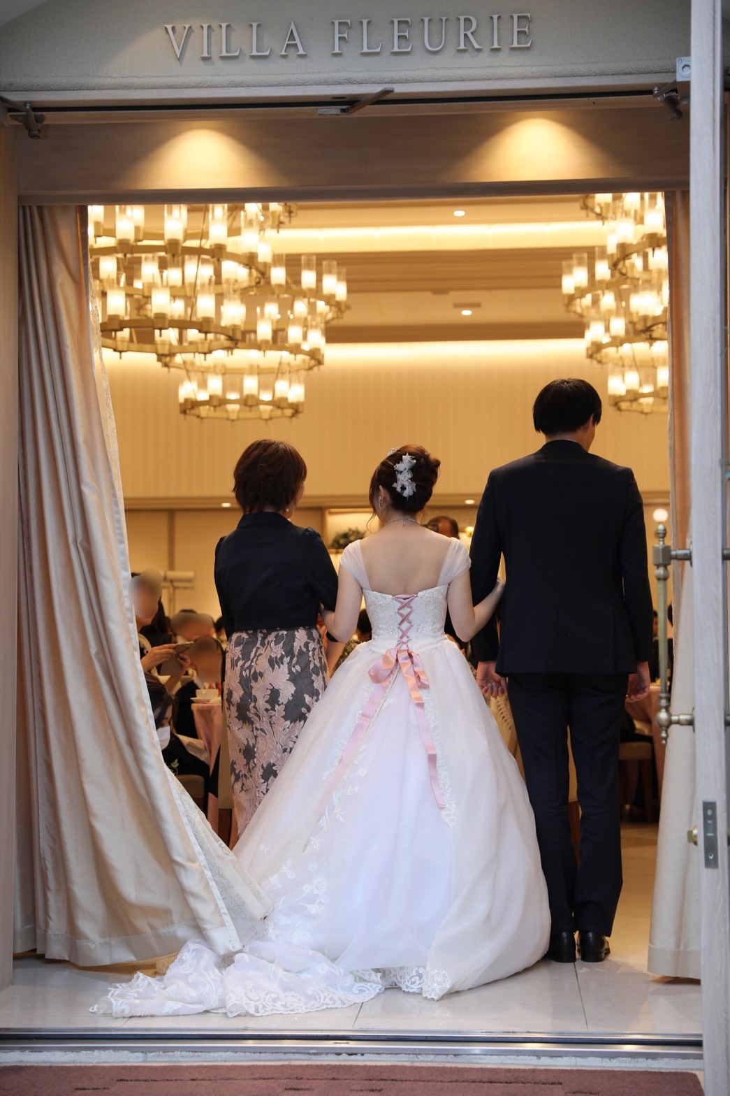 笑顔 感謝 ようこそ がテーマの結婚式 笑顔と感謝に溢れたレポをご紹介 美花嫁図鑑 Farny ファーニー お洒落で可愛い花嫁レポが満載 Byプラコレ